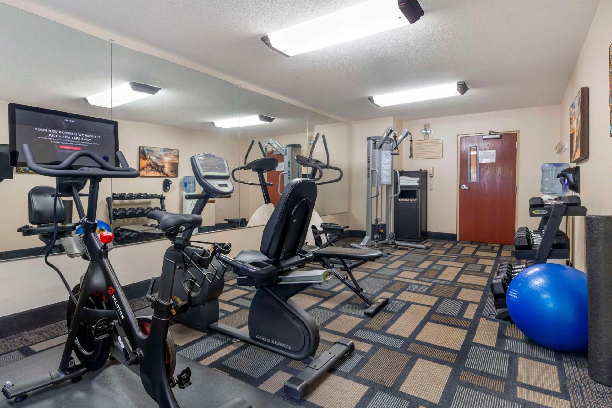 Best Western Plus Berkshire Hills Inn & Suites Pittsfield Extérieur photo