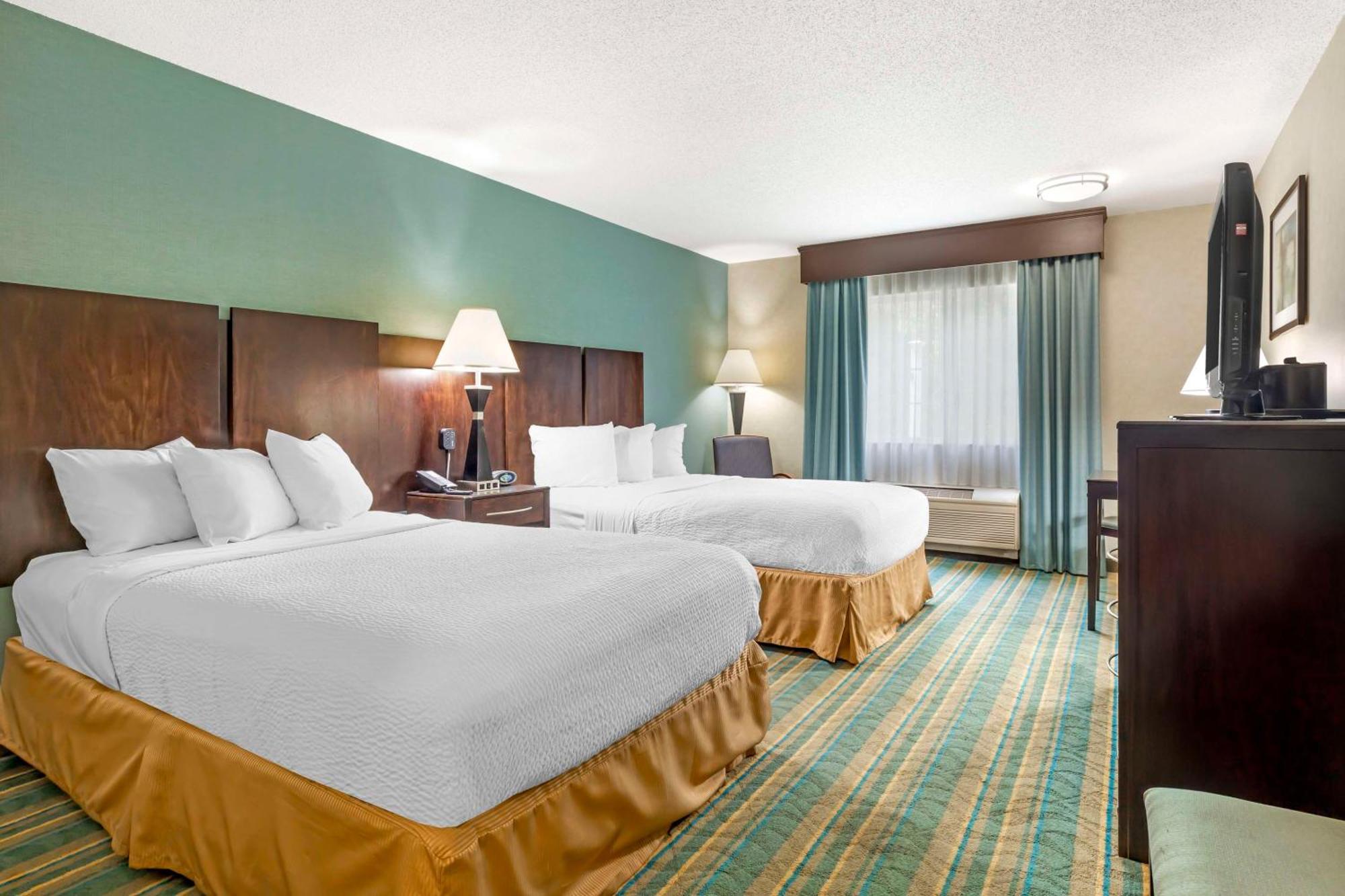 Best Western Plus Berkshire Hills Inn & Suites Pittsfield Extérieur photo
