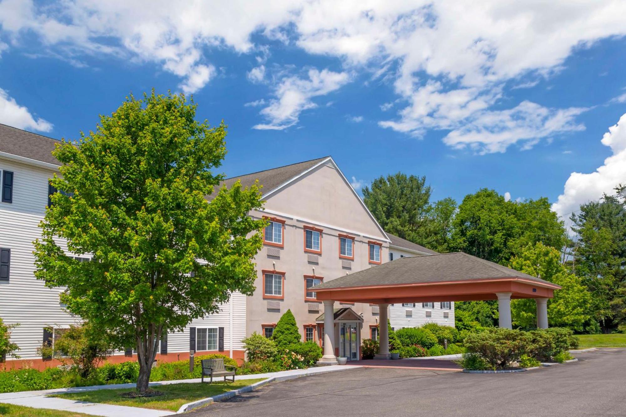 Best Western Plus Berkshire Hills Inn & Suites Pittsfield Extérieur photo